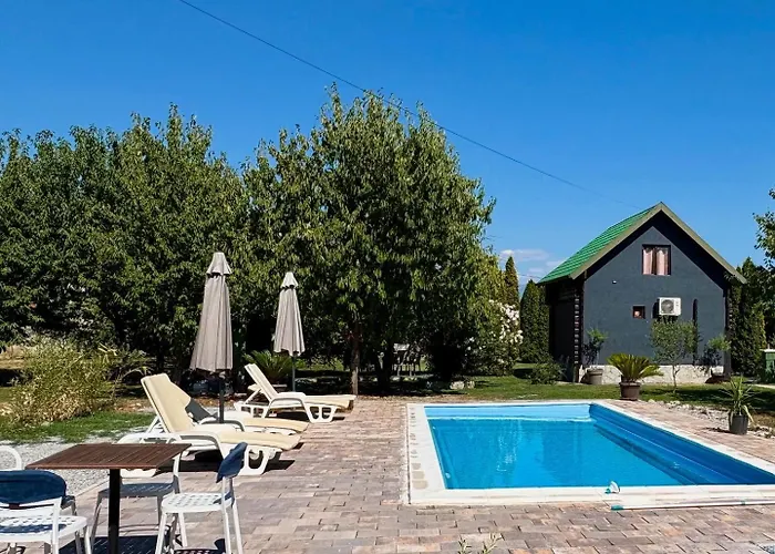 Appartement Tiny House 2 - Imanje Terzic Podgorica